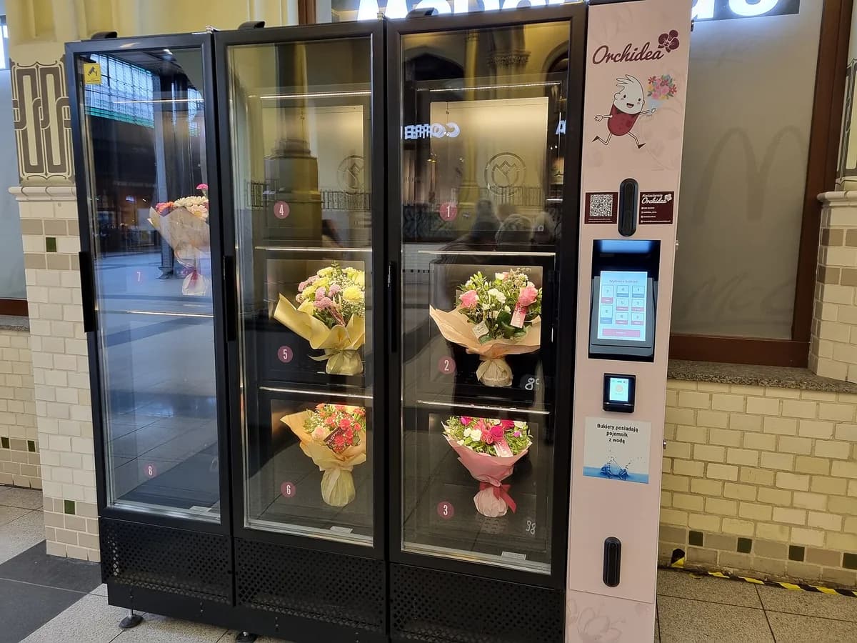 An automated flower vending machine in Poland stocked with bouquets for imieniny