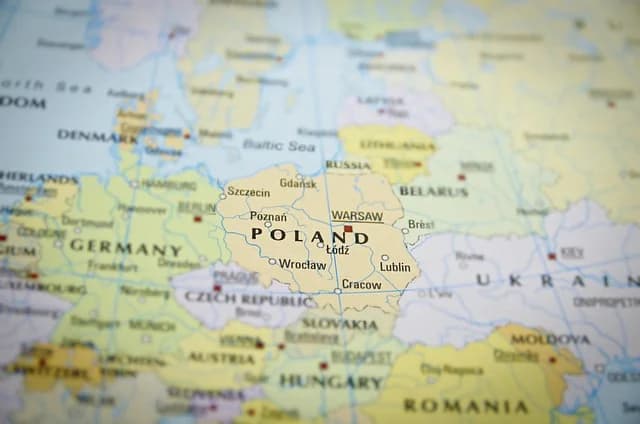 Map-style view of southern Poland representing the Silesian and Kashubian dialects regions