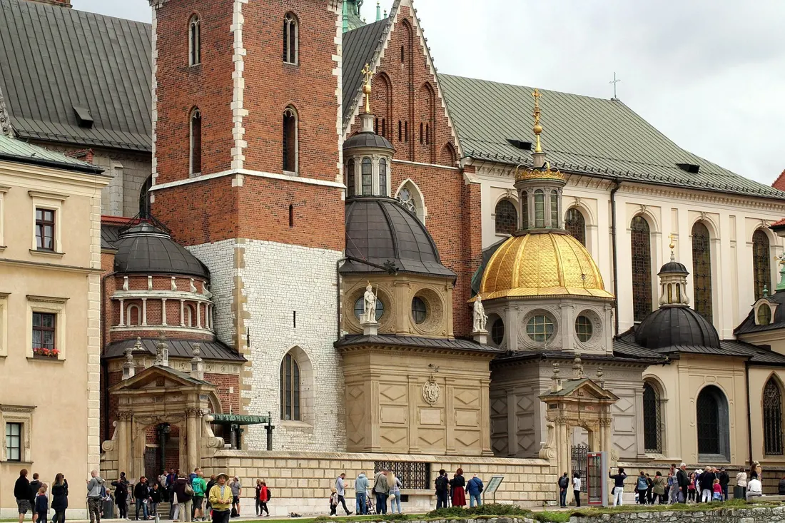 Wawel Castle in Krakow, whose turrets are another recurring architectural reference in the city's nativity scene tradition